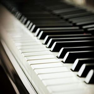 武警小哥Gry的爸爸叫什么
